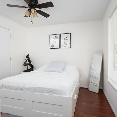 Spacious Condo Mins To Shands, University, & Downtown! Γκέινσβιλ Εξωτερικό φωτογραφία