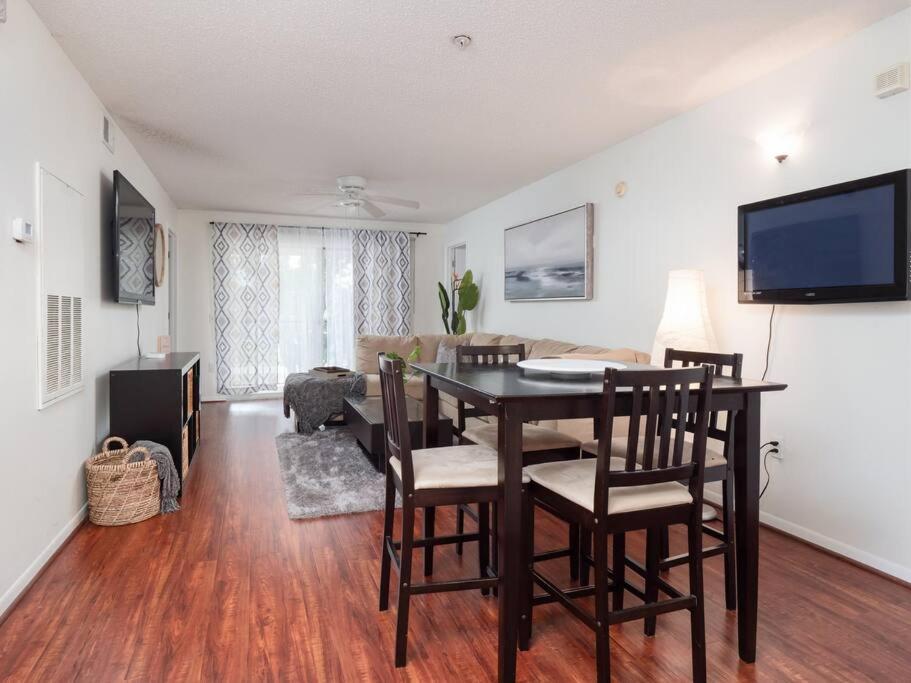 Spacious Condo Mins To Shands, University, & Downtown! Γκέινσβιλ Εξωτερικό φωτογραφία